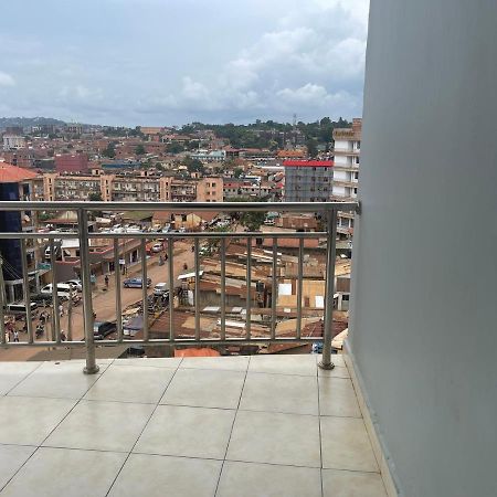 Bukandula Hotel Kampala Exteriör bild
